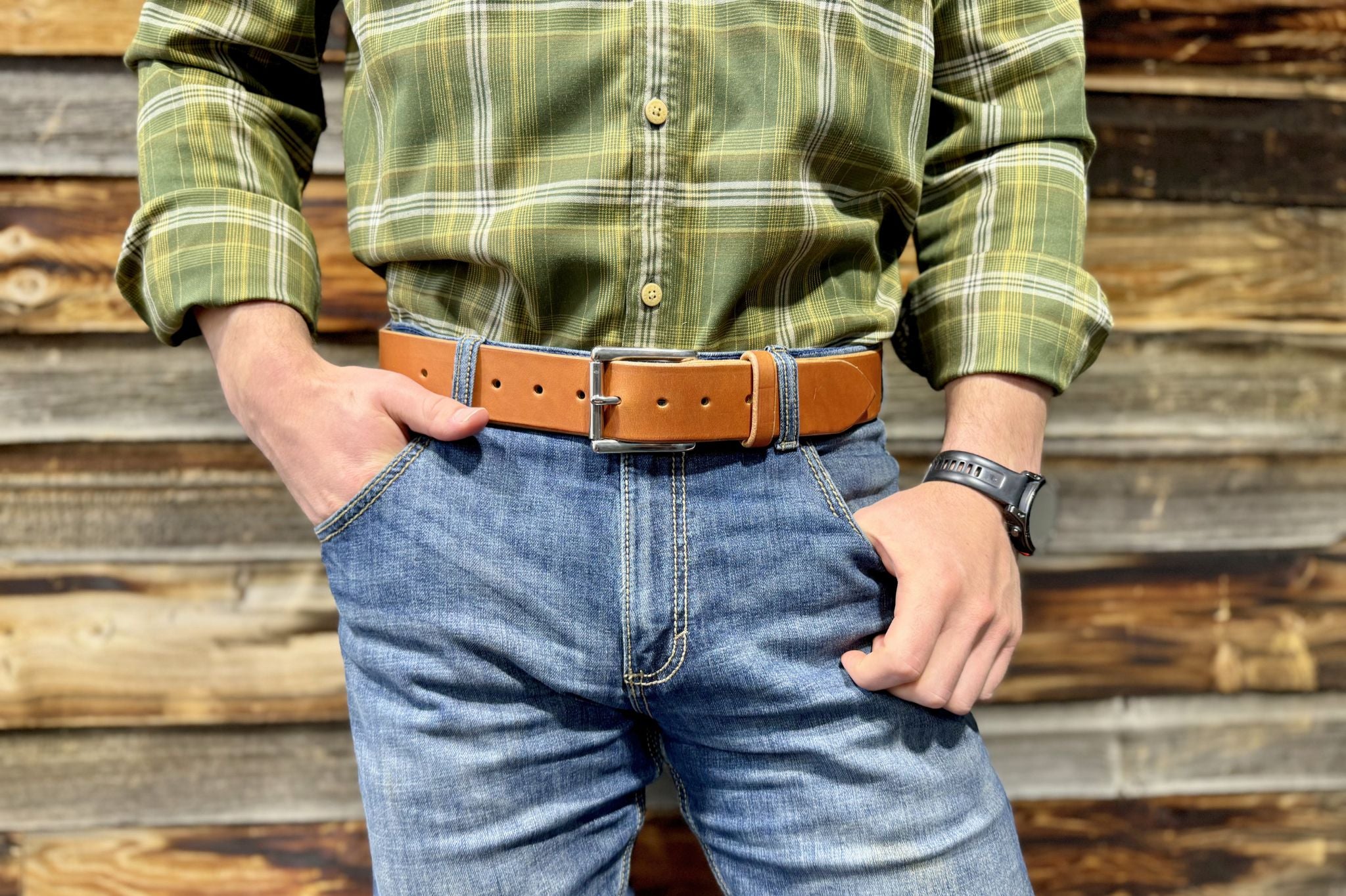 Saddle tan leather work belt built for trades and oilfield — The Man Belt 1¾ inch full-grain English bridle hide handcrafted in Alberta - Stewart Leather