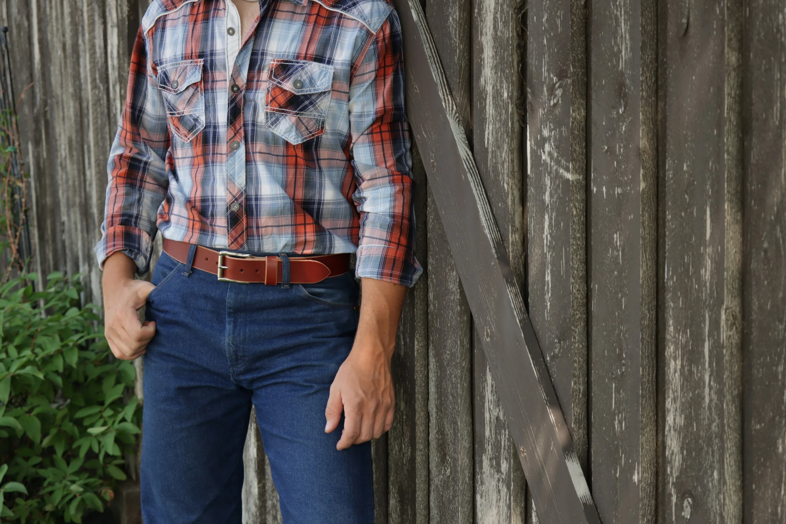 1½ inch chestnut brown heavy-duty leather work belt for men (action)